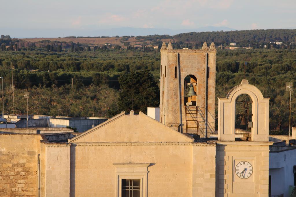 Castello Di Casamassella Bed & Breakfast Exterior photo